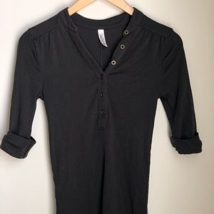 Victoria’s Secret Tee shop V-neck top gray